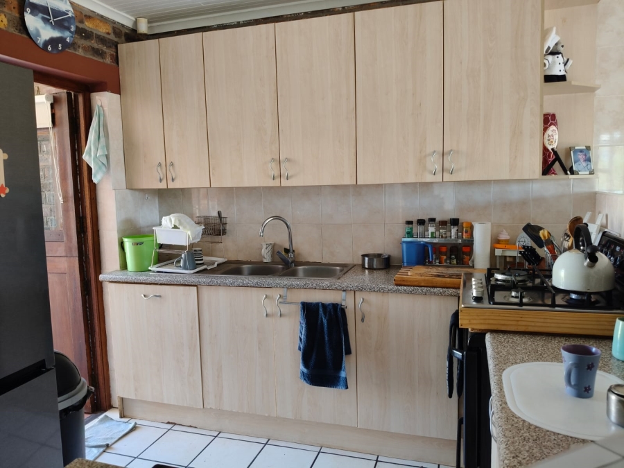 3 Bedroom Property for Sale in Wavecrest Eastern Cape